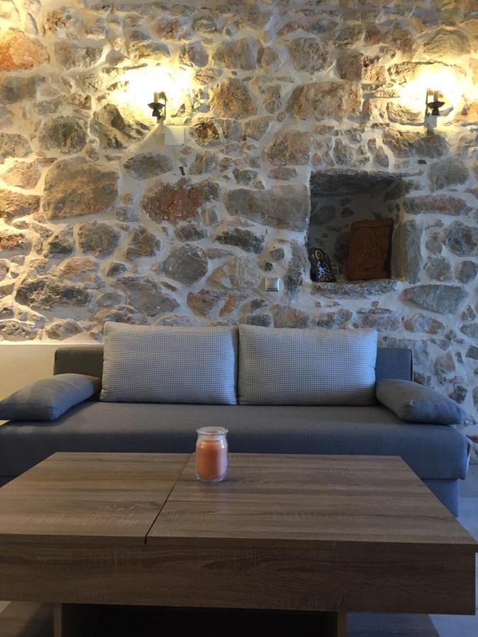Elata Stone House Villa Ngoại thất bức ảnh